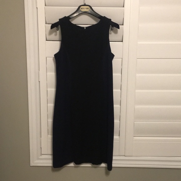 Dress - Picture 1 of 3